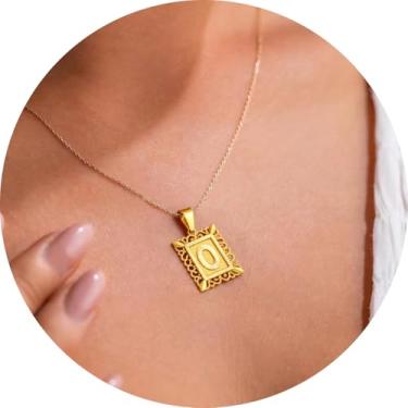 Imagem de Colar com letra inicial para mulheres, aço inoxidável banhado a ouro 18K, pingente retangular A–Z, corrente de 50,8 cm, 20in, Aço inoxidável, Sem Pedra Preciosa