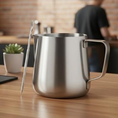 Imagem de Jarra de espuma de leite para bebidas de café, jarro de vapor barista com bico de precisão, copo de espumador inclui caneta decorativa