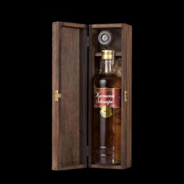 Imagem de Cachaça Harmonie Schnaps 4 Madeiras 38% 700 Ml Com 1 Copo.