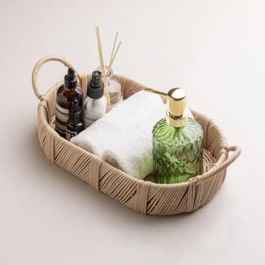 Imagem de Bandeja de vime sintética feita à mão com alças, bandeja organizadora oval para pia de banheiro para cozinha, quarto, sala de estar, bandeja de armazenamento para papel higiênico, toalhas, cosméticos