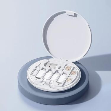 Imagem de Generic Caixa de armazenamento de cabos multifuncional com cabos de carregamento e suporte para cartão SIM, organizador compacto moderno para viagens e uso no escritório, branca, 10,4 x 8,1 x 0,8 cm