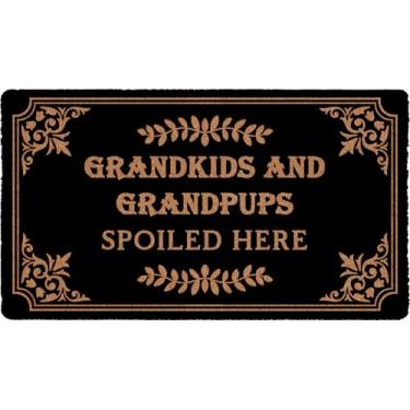 Imagem de AIKONGNICE Grandkids and Grandpups Spoiled Here Tapete de porta de borracha antiderrapante para ambientes externos/internos de borracha para presente 76 x 43 cm