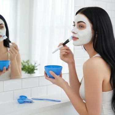 Imagem de Kit Skin Care Argila 6 Peças com Acessorios Color - 1 Pote de Misturar, 3 Medidores Pequenos, 1 Pincel, 1 Espátula - PANAMI