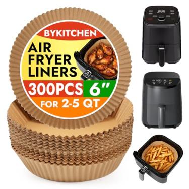 Imagem de BYKITCHEN 300 peças de forros descartáveis para fritadeira a ar pequena para fritadeira a ar de 2 a 5 QT, forros redondos de papel pergaminho, compatível com Ninja AF101 4 QT, CHEFMAN 2 QT, Cosori 2,1