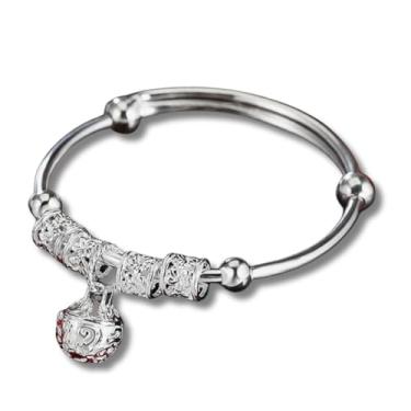 Imagem de Pulseira Feminina Ajustável com Berloques Banhada em Prata 925 – "Estilo Princess", Elegante e Sofisticada – Acompanha Bolsa de Veludo