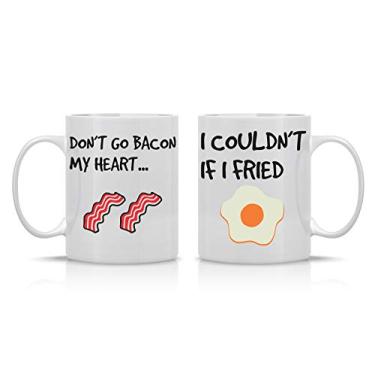 Imagem de CBTwear Don't Go Bacon My Heart, I Couldn't If I Fried - 325 ml Conjunto de canecas de café de cerâmica branca para casais - Presentes engraçados para ele e ela - Presentes de aniversário de marido e