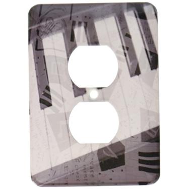 Imagem de 3dRose lsp_64839_6 Um teclado de uma clavinova em uma exposição dupla com notas musicais 2 plugue capa