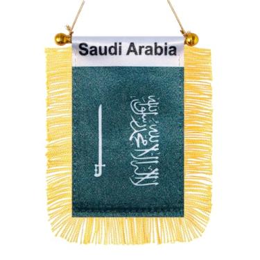 Imagem de JBSJBS Bandeira pendurada da Arábia Saudita mini bandeiras pequenas para janela de carro da Arábia Saudita Banners Decoração de espelho retrovisor Bandeiras da Arábia Saudita com ventosa com franjas