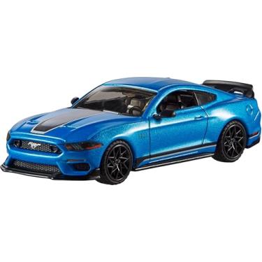 Imagem de Hot Wheels Premium 1:43rd Scale Vehicle, Officially Licensed Replicas for Adult Collectors, Real Riders Tires, Metal/Metal Body & Chassis