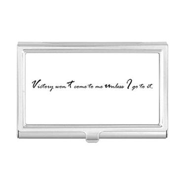 Imagem de Carteira com porta-cartões Victory Won't Come to Me Unless I Go to It com citação