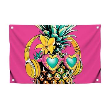 Imagem de Bandeira de 9,5 x 1,5 m com quatro argolas de latão - Faixa de abacaxi com fones de ouvido - Design de óculos de sol de coração no pôster - Bandeira divertida para festa de verão - Tema de decoração