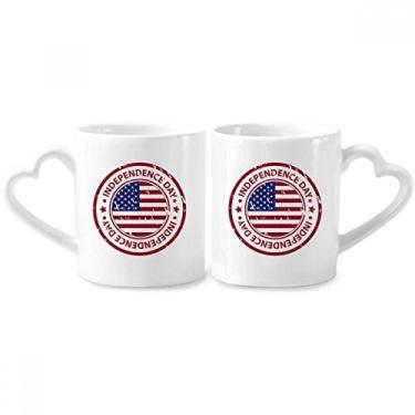 Imagem de Conjunto de canecas de porcelana para casal, bandeira do dia da independência dos EUA, marca postal vermelha, coração