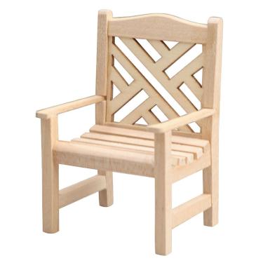 Imagem de Cadeira de madeira inacabada com móveis de casa de bonecas em miniatura em escala 1:12