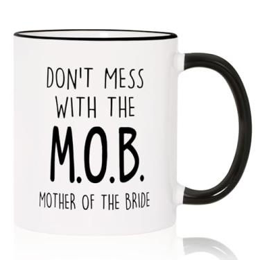 Imagem de Aurahouse Caneca de presentes Mother of the Bride, presentes engraçados para mãe da noiva da filha noiva amiga irmã noivo, para minha mãe no dia do meu casamento, presente de casamento para mãe, não
