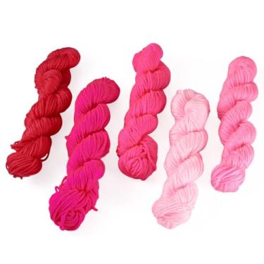 Imagem de KISSITTY Fio de fibra acrílica para crochê, 380 metros, fio de crochê rosa a granel para tricô, tecer, roupas, suéter, xale, cachecol, bolsa, artesanato, decorações de Natal