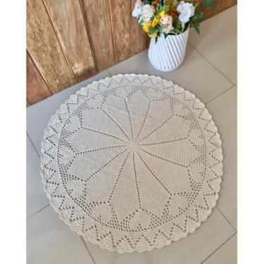 Imagem de Tapete Redondo Antúrio Coração 1,35m Crochê Artesanal (Cru)