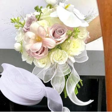 Imagem de 1 rolo de fita de chiffon de organza branca, cetim luxuoso e franjas desgastadas para embrulho de presente elegante, decoração de casamento, decoração de casa e buquês de noiva encantadores