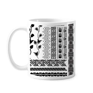Imagem de Caneca de cerâmica com estampa abstrata de flores do Egito Antigo