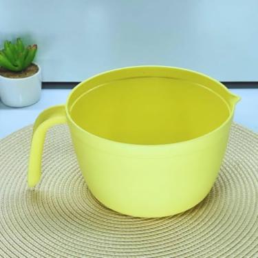 Imagem de Tigela de Preparo e Serviço 1,5L - Bico Dosador e Alça Curvada, Livre de BPA, Prática para Cozinha Doméstica, Ideal para Massas, Sopas e Molhos (Amarelo)