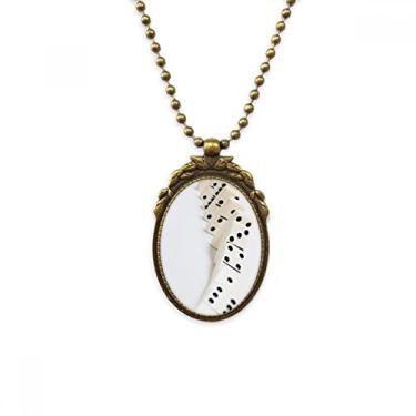 Imagem de DIYthinker Pai Gow Domino Gambling Photo Colar antigo com pingente de contas vintage