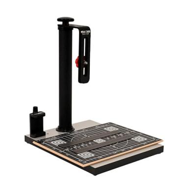Imagem de COPY STAND # MINI300, uma mini ferramenta compacta e fabricada nos EUA para digitalizar documentos, fotos antigas e fotografia macro com as câmeras DSLR Super Megapixel atuais