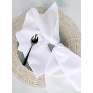 Imagem de Pacote com 6 guardanapos de pano branco, 43 x 43 cm, bordas com bainha 100% poliéster, laváveis e reutilizáveis, guardanapos de mesa de jantar para decoração de casamento e festa de aniversário