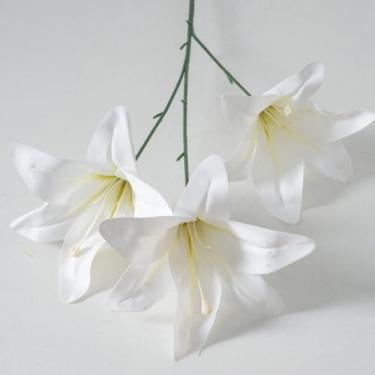 Imagem de Flores artificiais – Flor de seda com hastes de lírio branco, arranjos florais falsos para casa, banheiro, escritório, mesa, centro de mesa, prateleira, decoração de casamentos