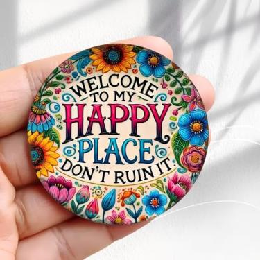 Imagem de Ímã de geladeira vintage Welcome to My Happy Place Design de placa floral - Adesivo redondo acrílico de geladeira de 5,8 cm, presente de decoração retrô, tamanho perfeito para geladeira, armário ou