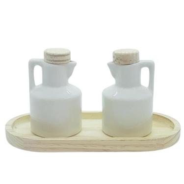 Imagem de Kit Galheteiro 3 peças Azeite, Vinagre - Porcelana e Pinus - Bandeja O