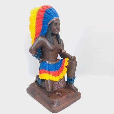 Imagem de Escultura Caboclo Pena colorida 23 cm resina - Lua Mística - 100% Orig