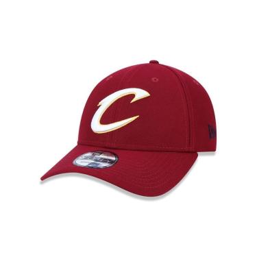 Imagem de BONE 9FORTY NBA CLEVELAND CAVALIERS 9FORTY TEAM COLOR ABA CURVA SNAPBACK VINHO NEW ERA-...