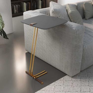 Imagem de Mesa de Apoio para Sofá Concreto com Base em Metal Cinza