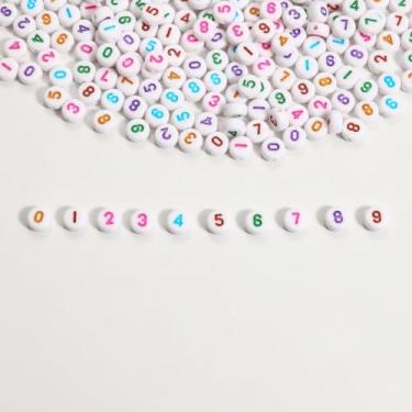 Imagem de 300 contas de letras, 4 x 7 mm letra acrílica do alfabeto 1 2 3 4 5 6 7 8 9 0 contas para joias e fabricação de pulseiras (branco e colorido)