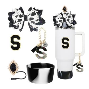 Imagem de RENUIS Conjunto de 5 peças de acessórios para copo Stanley de 30 e 1,134 g com alça, incluindo topo de palha, bota de silicone com glitter, decoração de arco de palha, pingente de letra de
