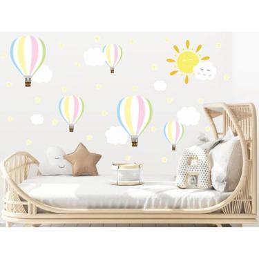 Imagem de adesivo de parede balões candy e sol com nuvens decoração quarto infan
