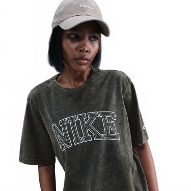 Imagem de Camiseta Nike Sportswear Classics Feminina-Feminino