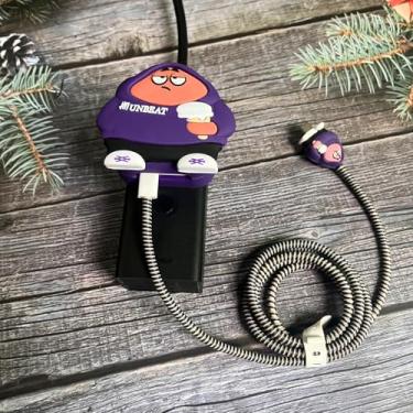 Imagem de ANFTF Capa protetora para Apple 35W adaptador de carregador USB-C duplo, capa protetora de carregador 3D, design exclusivo de desenho animado para iPhone/iPad/MacBook carregador rápido (IPCA-11)