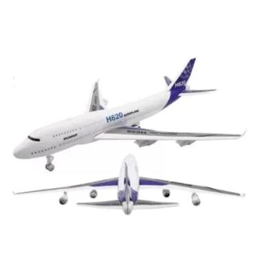 Imagem de Brinquedo avião jumbo à fricção com luzes e sons. Réplica do Boeing Airbus com movimento, som e iluminação. Grande e divertido, perfeito para crianças. Garantia de diversão!