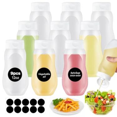 Imagem de Akamino 9 frascos de espremer condimentos com tampa flip top, garrafas de molho de plástico de 350 ml com etiquetas, recipiente de molho de HDPE transparente para churrasco, óleo de ketchup de salada