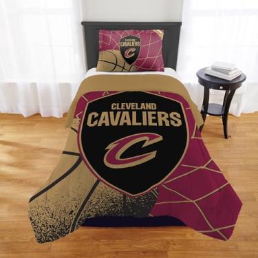 Imagem de NORTHWEST Conjunto de edredom Cleveland Cavaliers oficialmente licenciado pela NBA – Casal/Queen e Twin/Twin GG – Roupa de cama macia com logotipo do time e fronhas – Conjunto de quarto de fã de