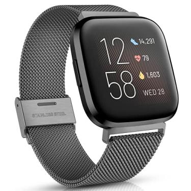 Imagem de Maledan Compatível com pulseiras Fitbit Versa para homens e mulheres, pulseira de metal ajustável, acessórios de aço inoxidável, pulseiras para relógio inteligente Fitbit Versa 2, cinza espacial