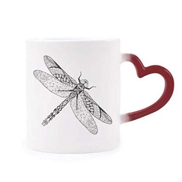 Imagem de Caneca com desenho de libélula que muda de retrato de animal sensível ao calor copo de coração vermelho