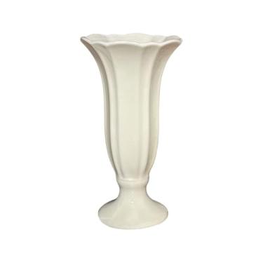 Imagem de Vasos de cerâmica francesa, sala de estar, quarto, arranjo de flores, casa, restaurante, mesa, ornamentos, vaso de mesa