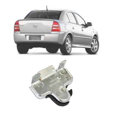 Imagem de Fechadura Tampa Do Porta Malas Astra Sedan De 2002 Até 2010