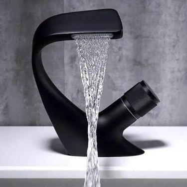 Imagem de Torneira Monocomando Para Banheiro Cascata Black Matte Preto - SOLLUX