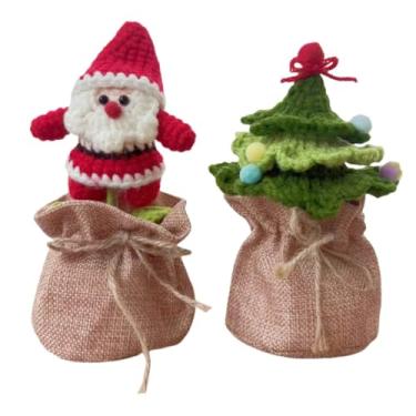 Imagem de H&S BRIDAL Vaso de árvore de Natal de crochê feito à mão, mini conjunto de flores falsas de malha para decoração de casa e mesa, enfeite de painel de carro, para colegas de trabalho, professores