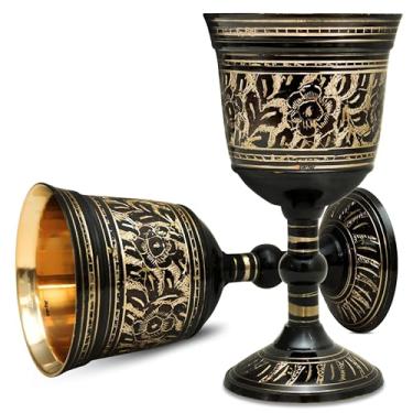 Imagem de Carfar Taça de vinho em latão sólido em relevo Royal Black Copo de vinho feito à mão Cálice Medieval Cálice Gótico Pacote com 1
