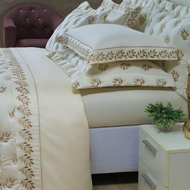 Imagem de Jogo Cama Lençol Garland Queen Bordado 100% Algodão Acetinado 400 Fios 4 Peças - Palha E Fendi