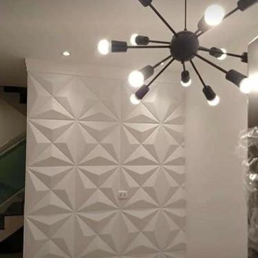Imagem de Revestimento de Parede Placas PVC 3D Berlim Branca 50x50cm - decor par
