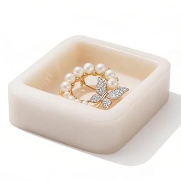 Imagem de CM CHIC MONDAY Suporte de anel de mármore, bandeja quadrada irregular, suporte de anel para mulheres, presentes de dia dos meses, prato de anel pequeno (branco natural)